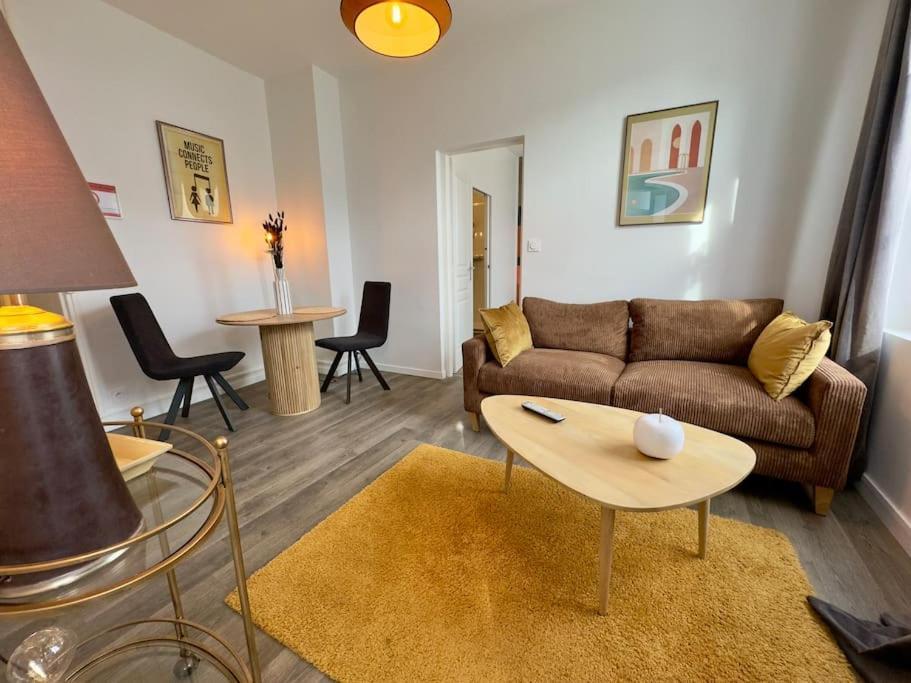 Appartement Le Seventies à Saumur Extérieur photo